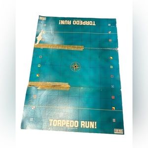 VINTAGE,MILTON Bradley,torpedo run,the submarine attack game.Complete with book